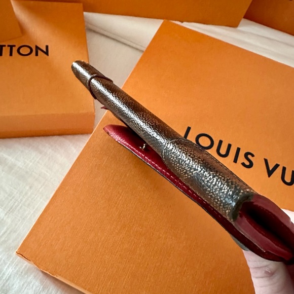Authentic Louis Vuitton Caissa Wallet - Picture 6 of 12